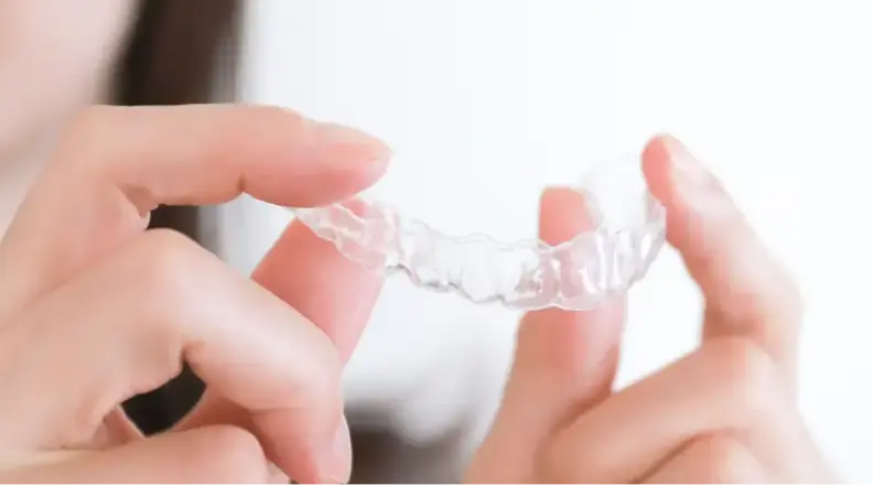 マウスピース矯正・矯正歯科